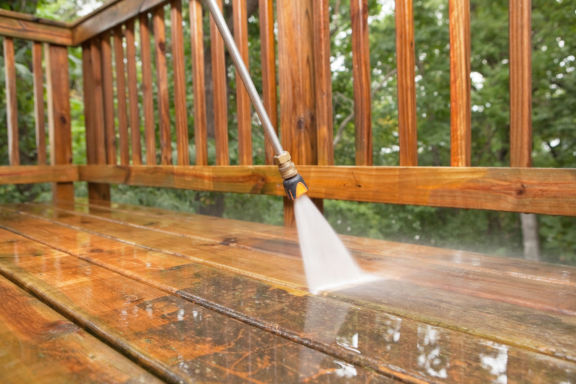 Pressure Washer in Nashville, TN