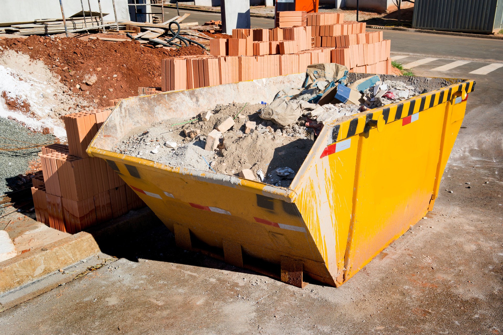 Construction Debris Removal in Nashville, TN